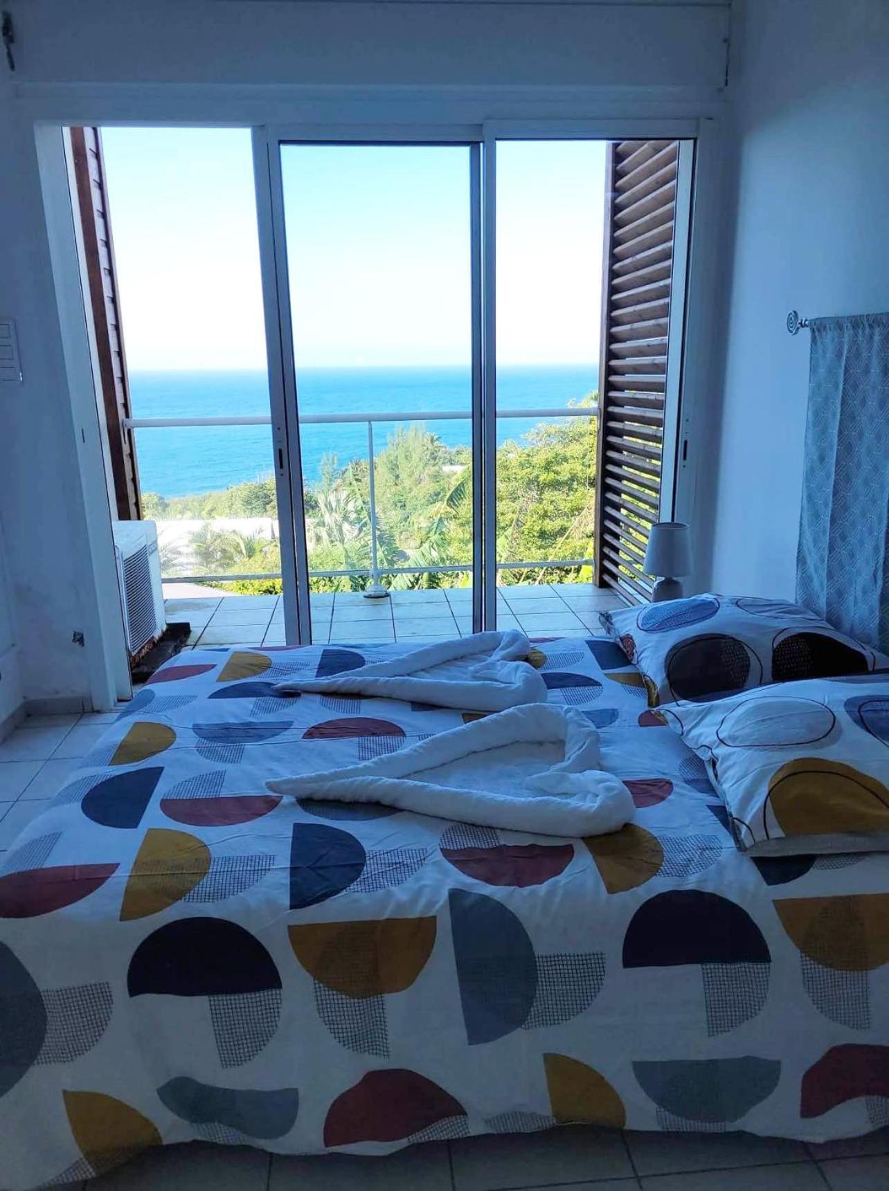 Grande Villa Au Calme - Vue Exceptionnelle - Climatisation - Piscine Sel Chauffee - Jardin Tropical Vincendo Eksteriør bilde