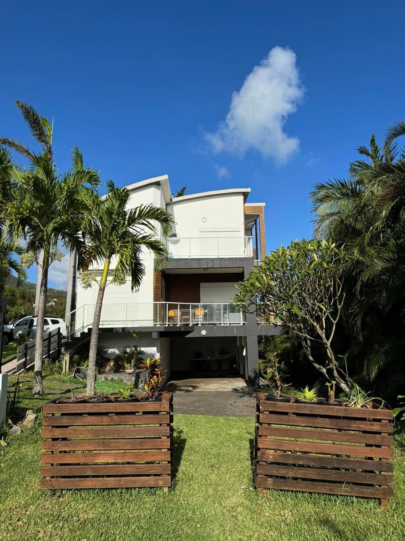 Grande Villa Au Calme - Vue Exceptionnelle - Climatisation - Piscine Sel Chauffee - Jardin Tropical Vincendo Eksteriør bilde